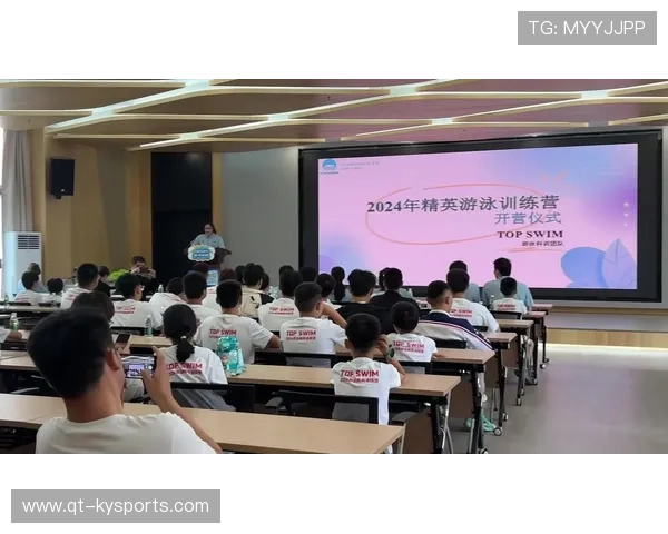 国际游泳教练在训练中更多应用数据反馈优化动作技术,国家游泳教练是谁